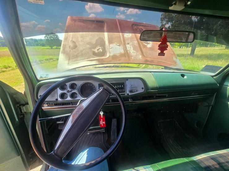 1977-dodge-150-image-38