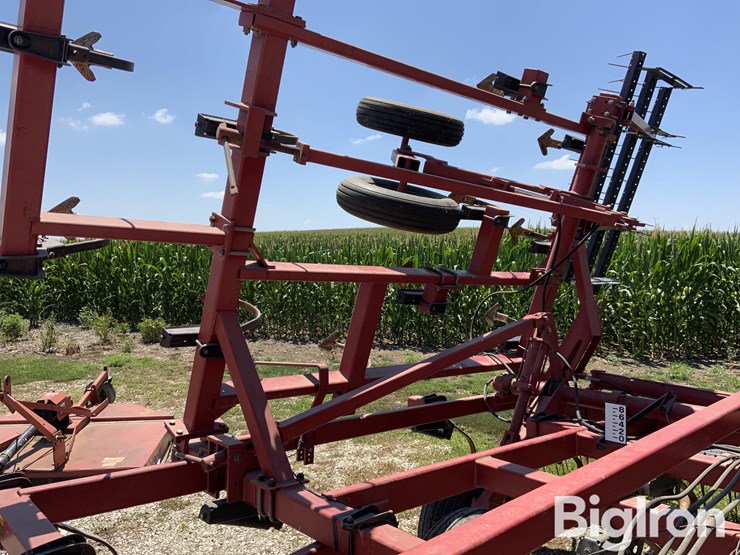 case-ih-4300-image-13