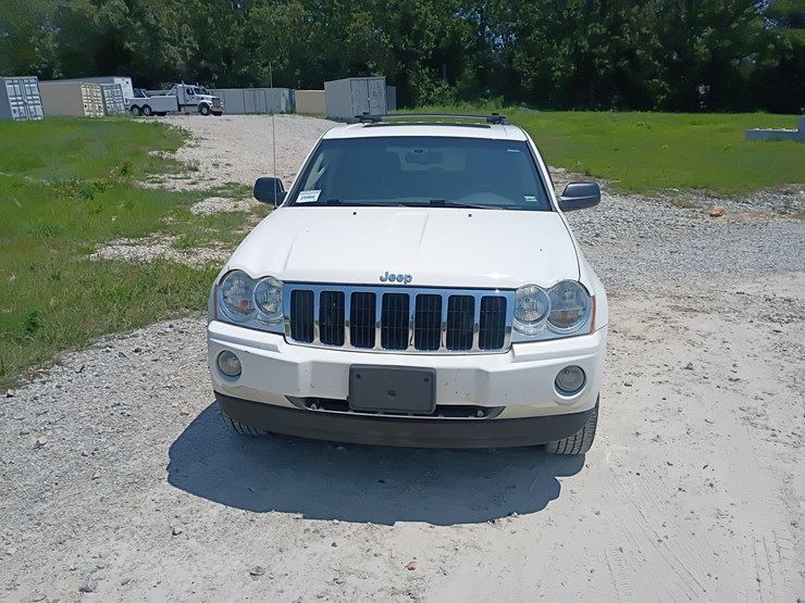 2007-jeep-grand-cherokee-image-14
