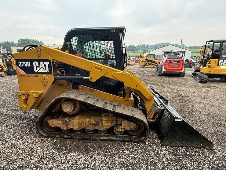 2015-caterpillar-279d-image-5