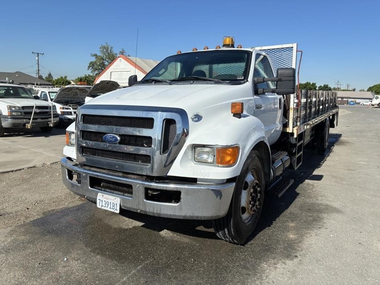 2011-ford-f650xl-image-1