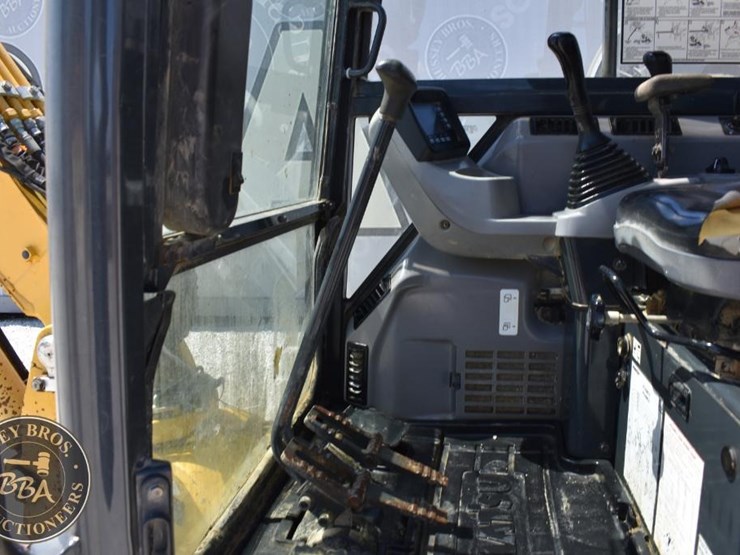 2016-komatsu-pc55mr-5-image-43