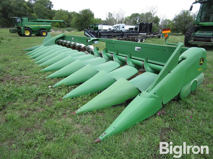 2009-john-deere-612c-image-3