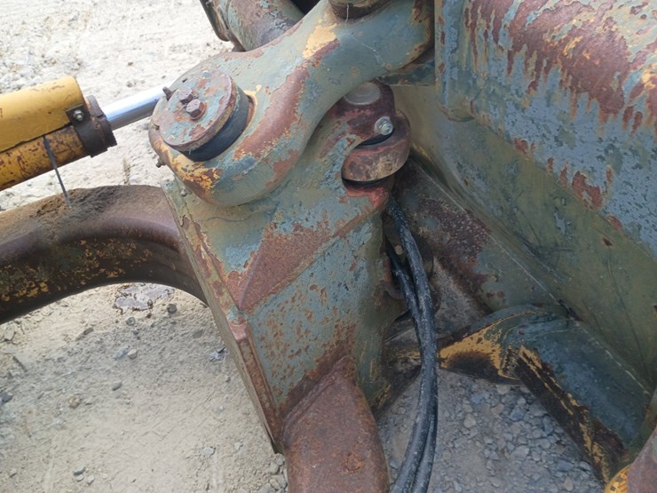 1991-deere-550g-image-54