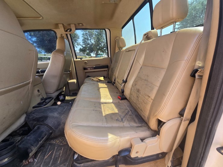 2010-ford-f350-image-39