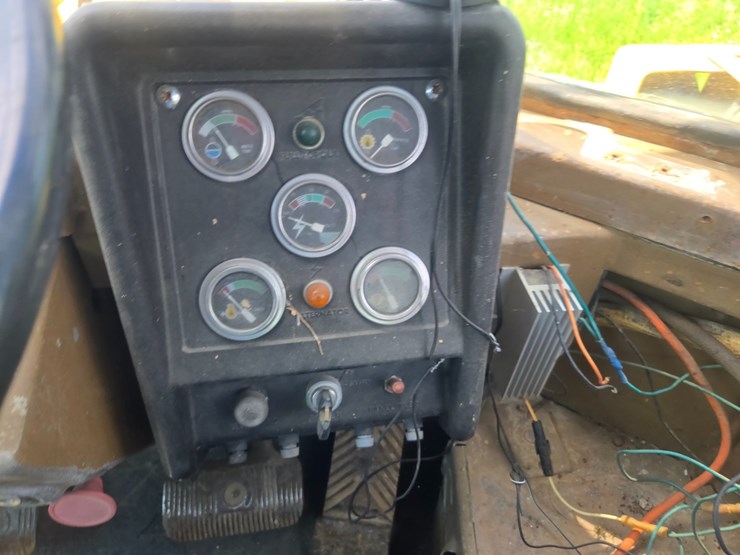 1980-caterpillar-988b-image-39