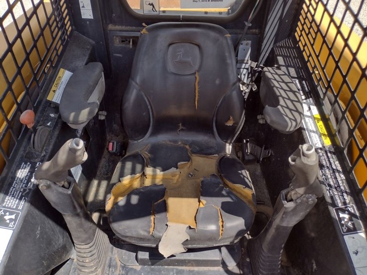 john-deere-250-image-9