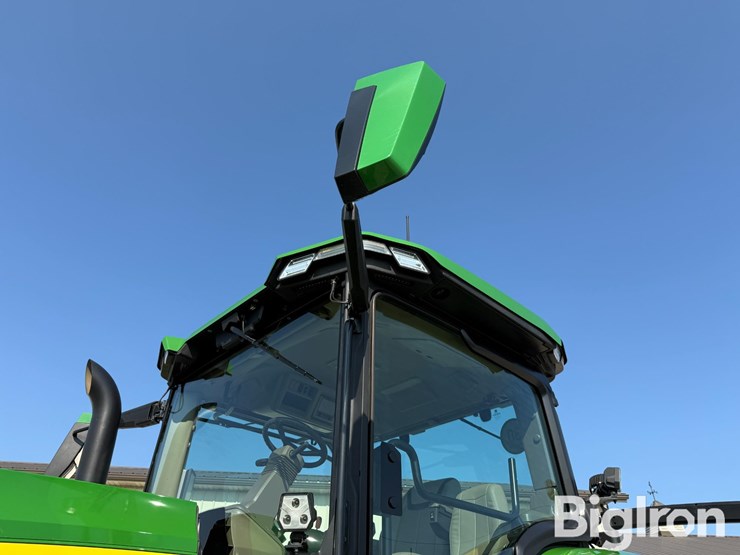 2025-john-deere-8r-340-image-12