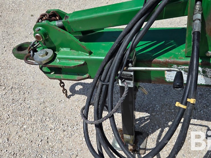 2010-john-deere-2700-image-10