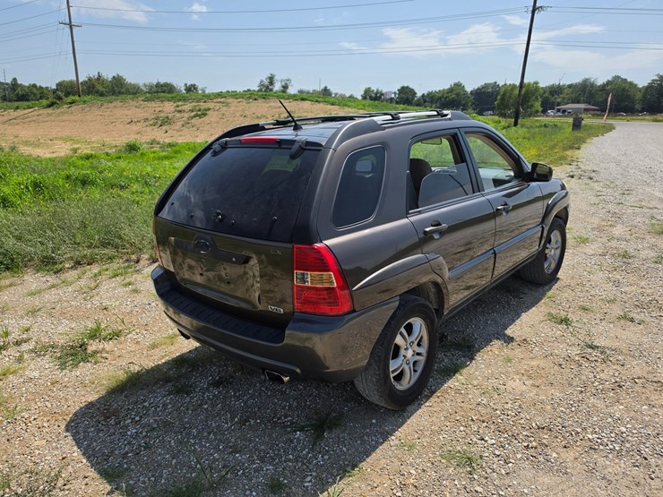 2005-kia-sportage-image-13