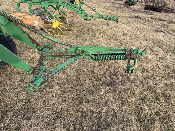 john-deere-pull-type-no.-44-two-bottom-plow-image-11