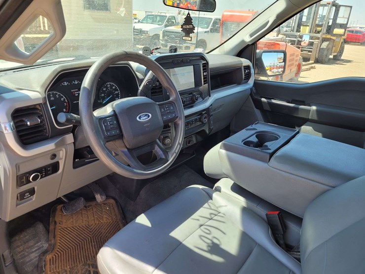 2023-ford-f150-image-11
