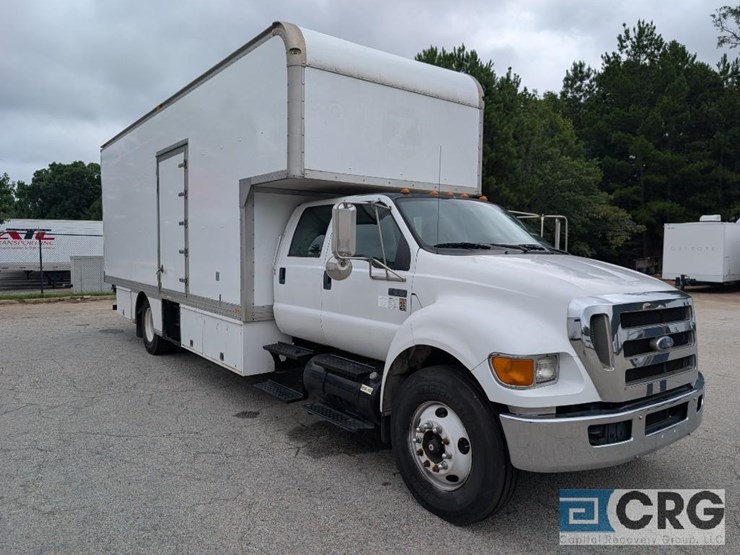 2010-ford-f650-image-5