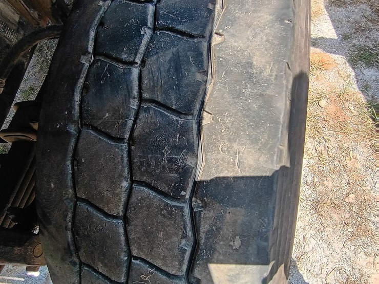1997-mack-rd688s-image-77