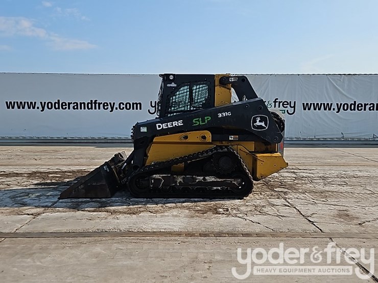 2021-deere-331g-image-3