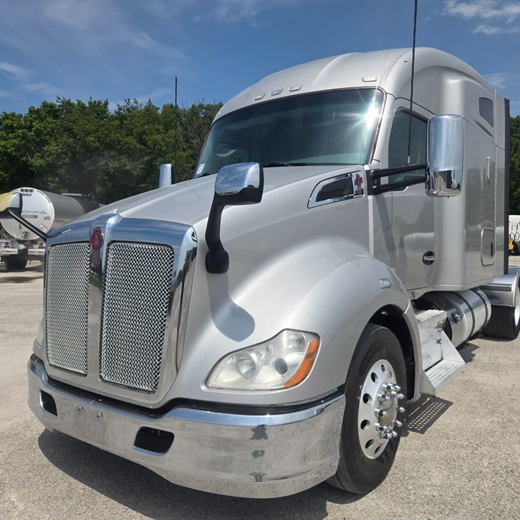 2019 KENWORTH T680