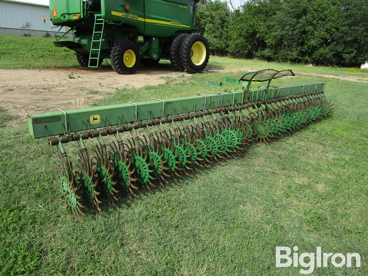 john-deere-400-image-7
