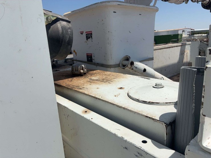 2008-international-workstar-7400-image-16