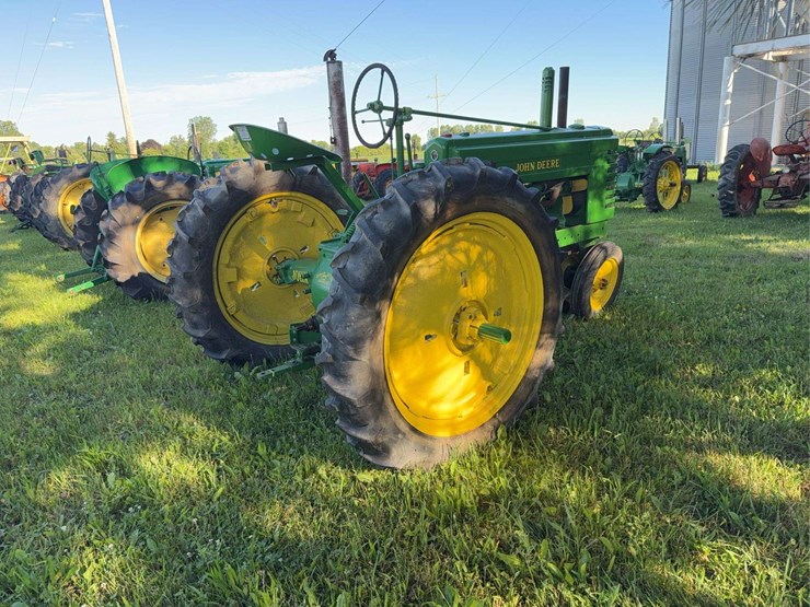 john-deere-model-b-image-6