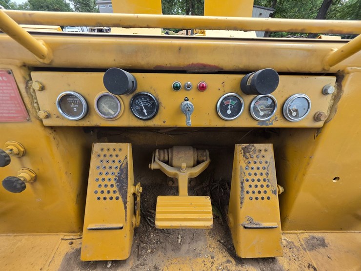 1983-caterpillar-973-image-68