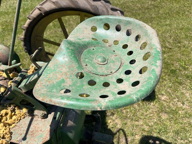 john-deere-b-image-33