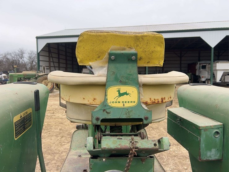 2010-john-deere-2010-image-48