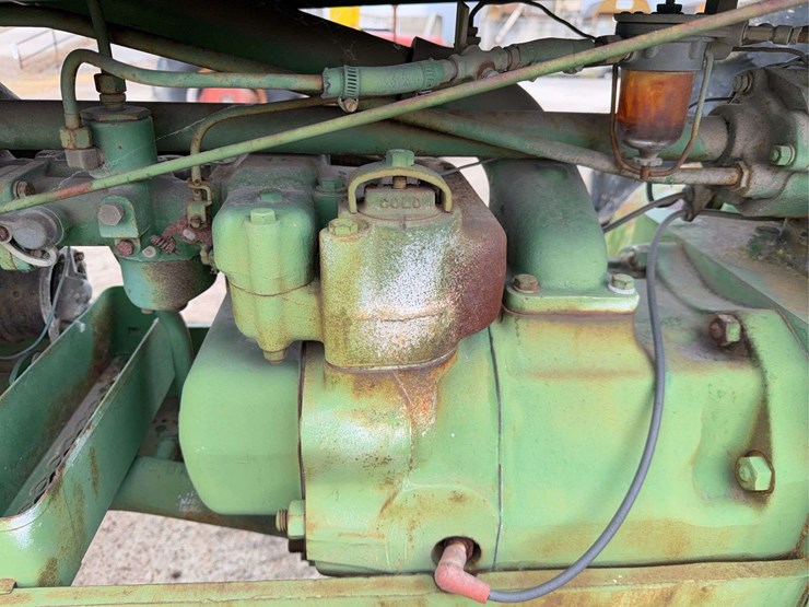 john-deere-630-image-21