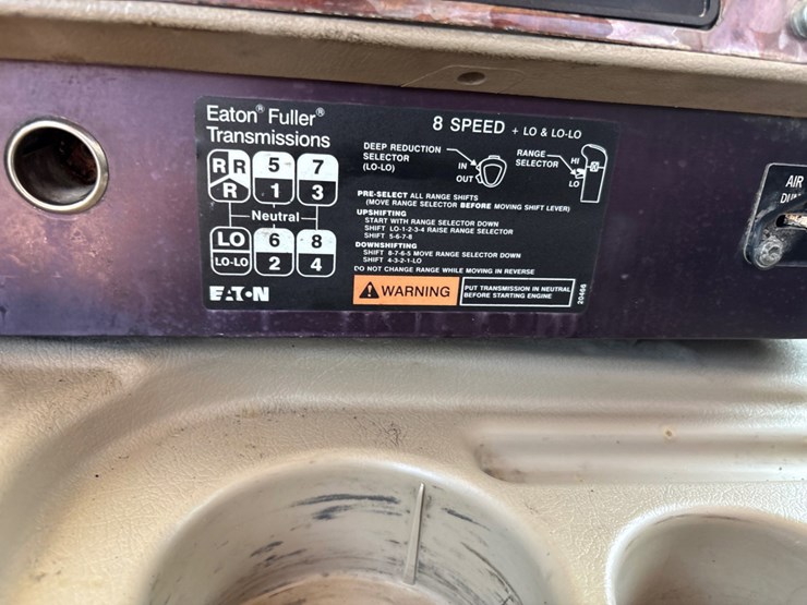 2008-international-9200i-image-6