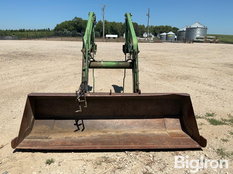 john-deere-158-image-2