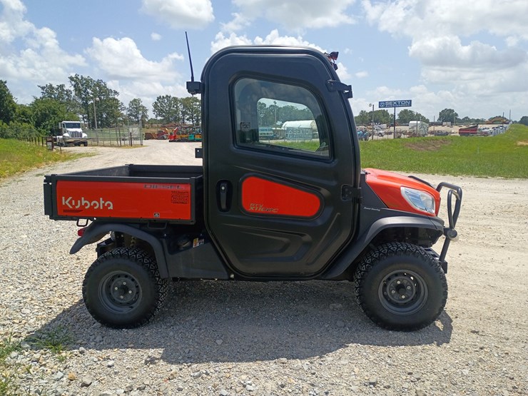 2025-kubota-rtv1100-image-6