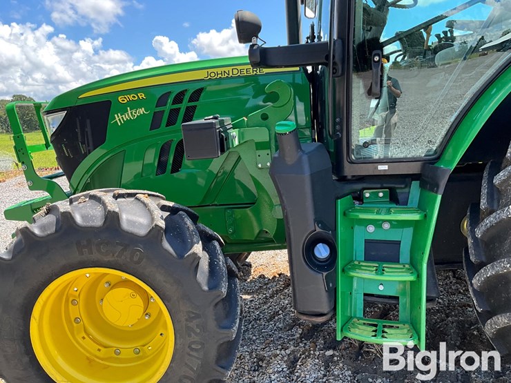 2019-john-deere-6110r-image-9