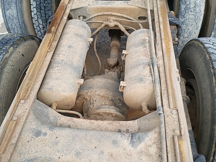 #24861-•-1988-freightliner-flc-dump-truck-image-93