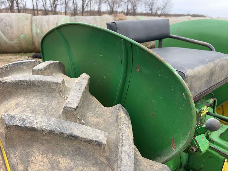 john-deere-40-image-34