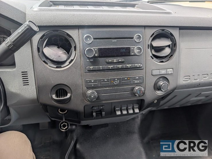2016-ford-f550-image-21