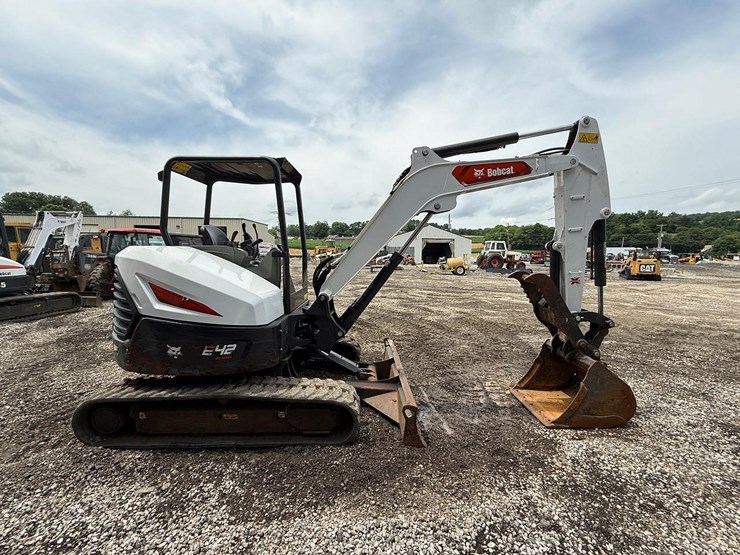 2023-bobcat-e42-image-5