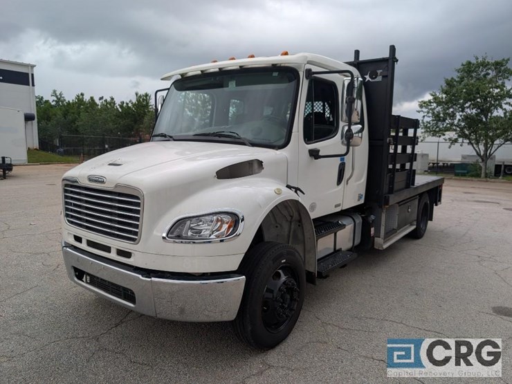 2012-freightliner-m2-stakebed-truck-image-1
