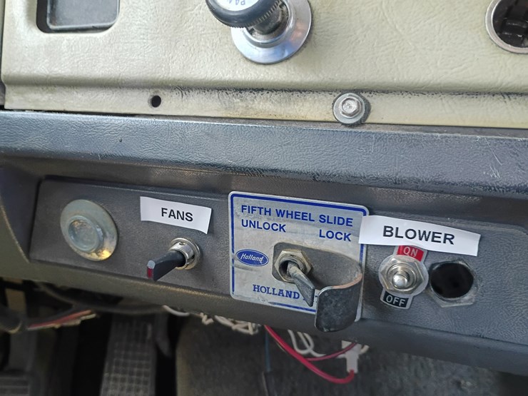 1994-ford-ltla9000-image-72