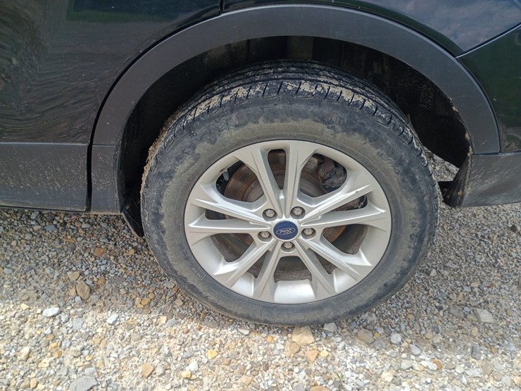 2017-ford-escape-image-81
