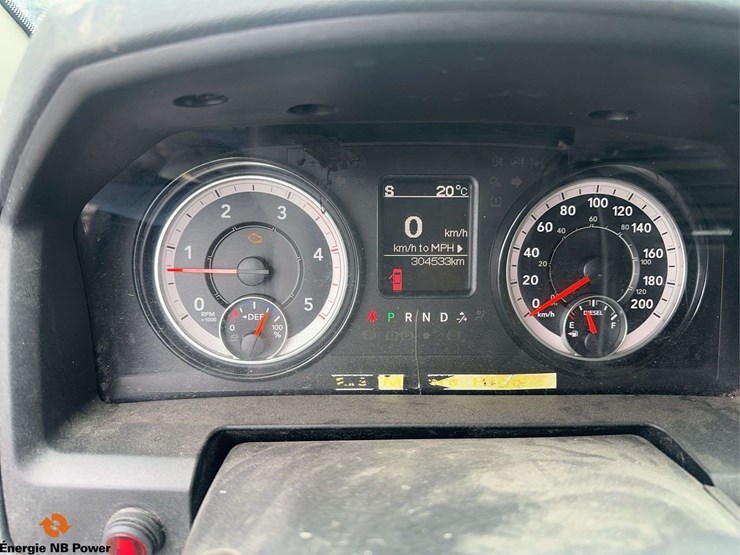 2018-dodge-3500hd-image-25
