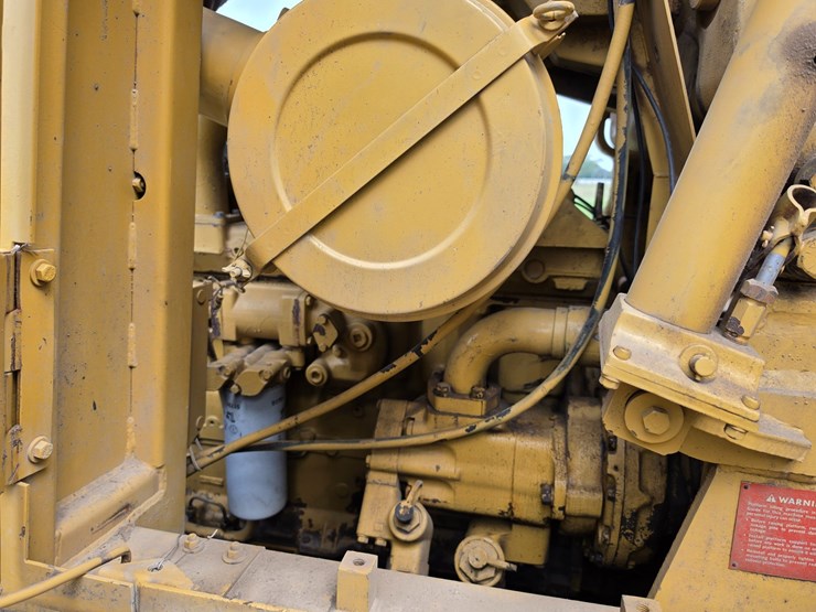 1983-caterpillar-973-image-54