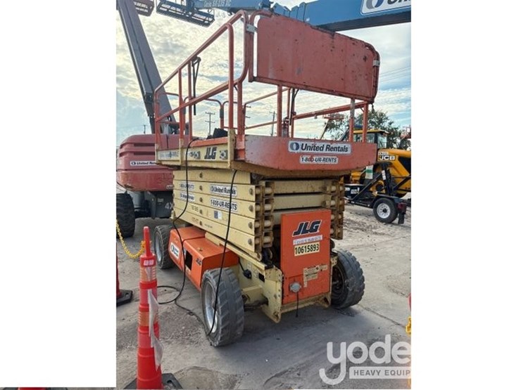 2017-jlg-4069le-image-1