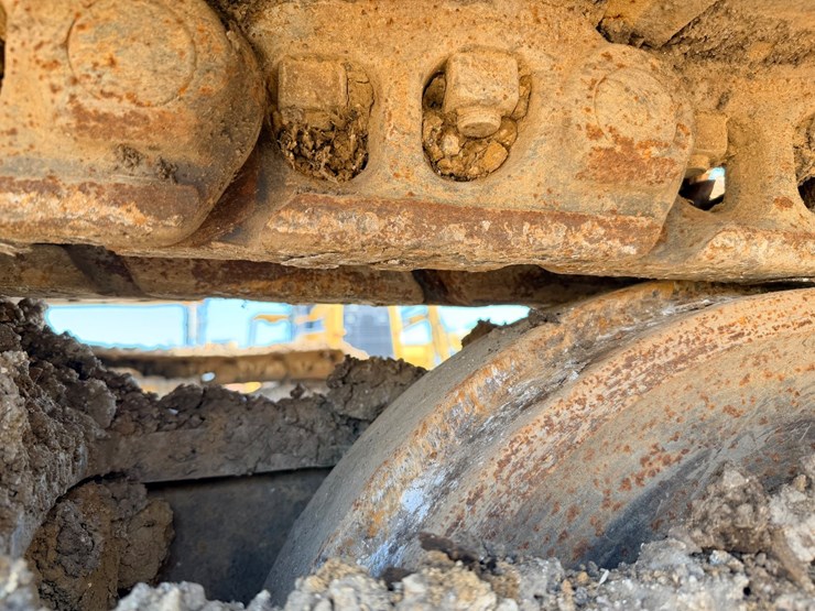 2010-caterpillar-328d-image-93