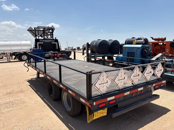 2018-gatormade-20’-x-8’-t/a-gooseneck-chemical-pump-trailer-image-6