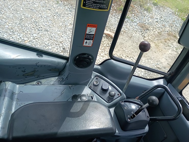#24824-•-2008-john-deere-755d-crawler-loader-image-58