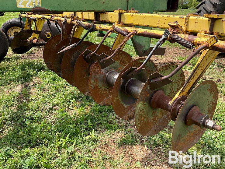 john-deere-220-image-20