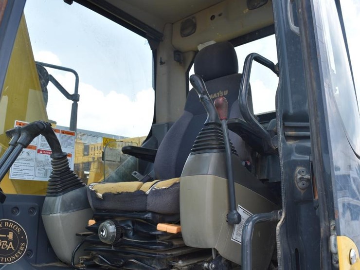 2014-komatsu-pc138us-lc-10-image-51