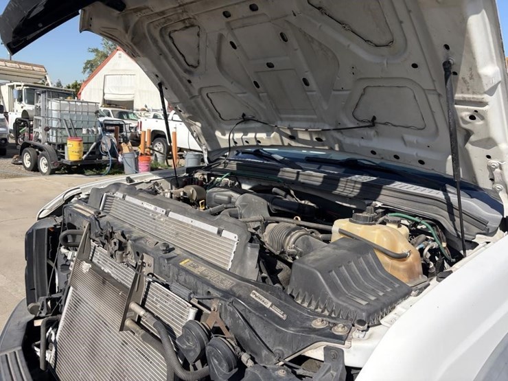 2010-ford-f450-image-7