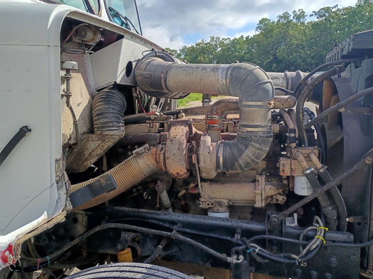 #24861-•-1988-freightliner-flc-dump-truck-image-44