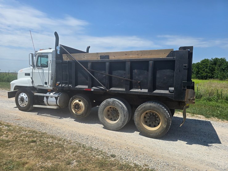 1994-mack-ch613-image-8