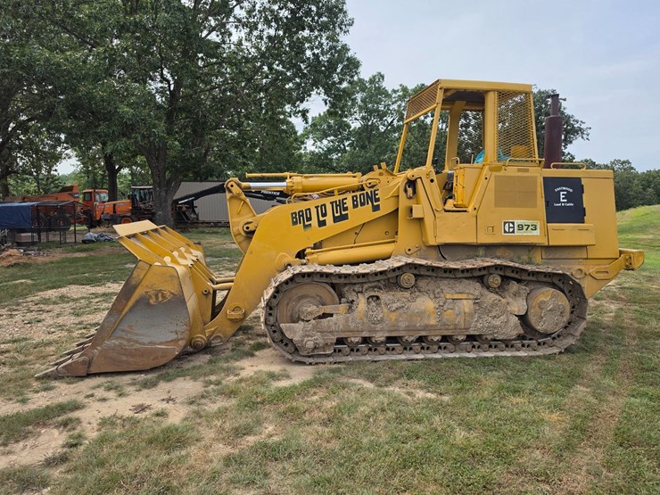 1983-caterpillar-973-image-4